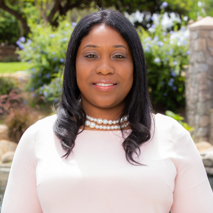 Kendra Flores-Carter