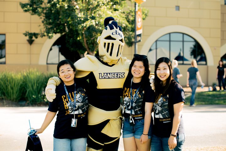 cbu students with lance mascot