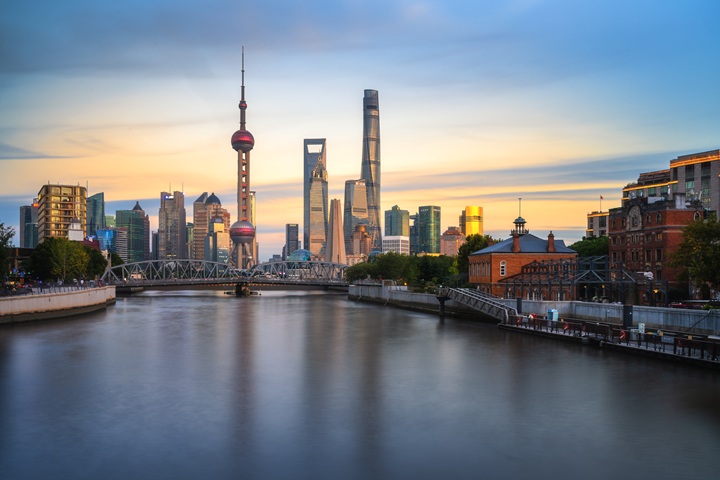 Image of a city across a body of water